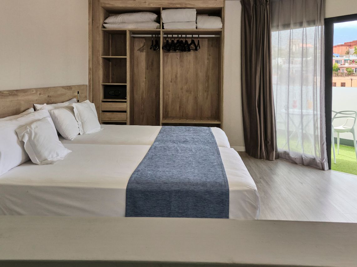 Habitación suite para parejas hotel orotava